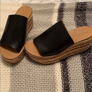 Chloe wedges size 9